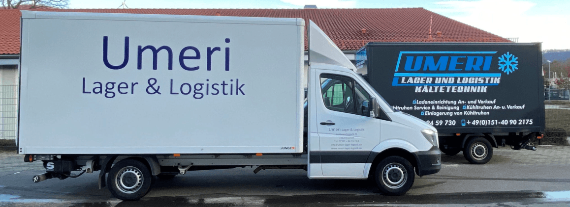 UMERI Lager & Logistik GmbH Kühlfahrzeuge vor dem Lager